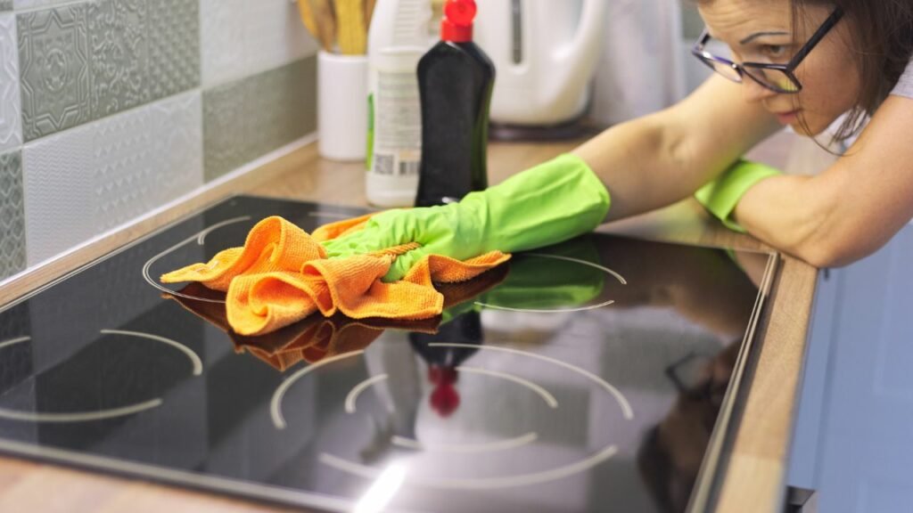 Rengjøring av induksjonstopp